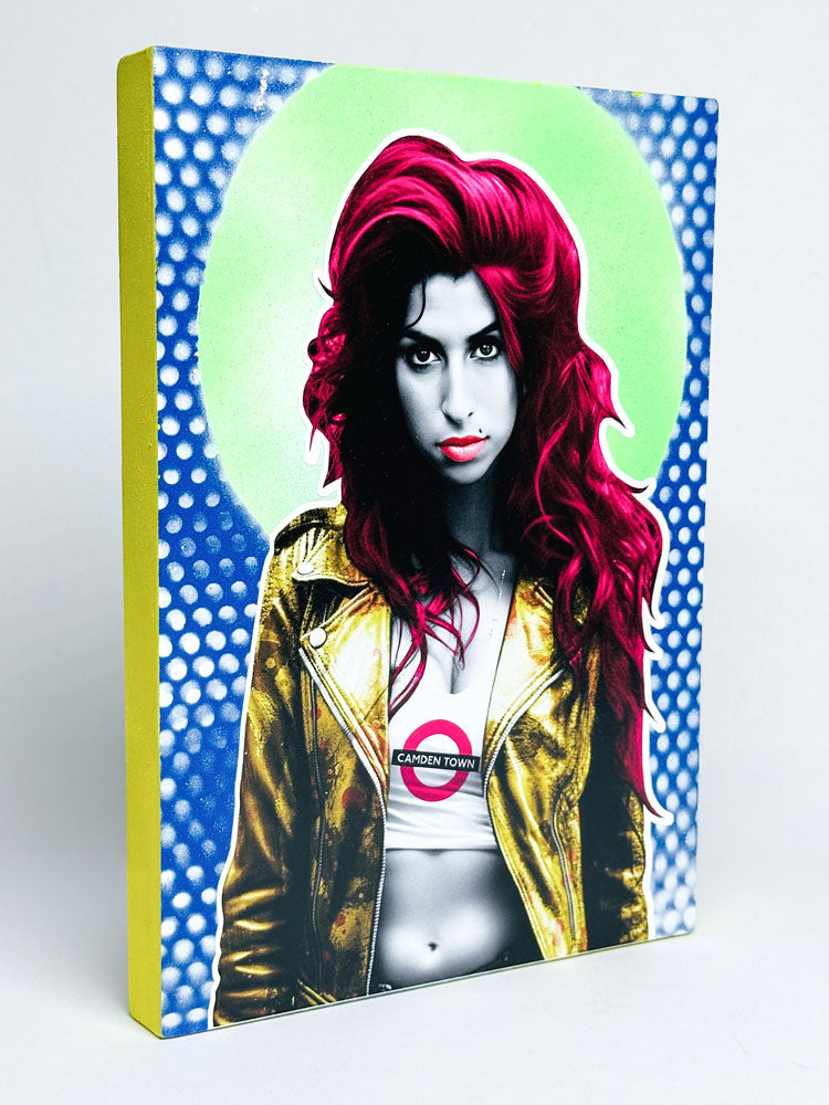 Amy 2025 XSmall Board The Postman