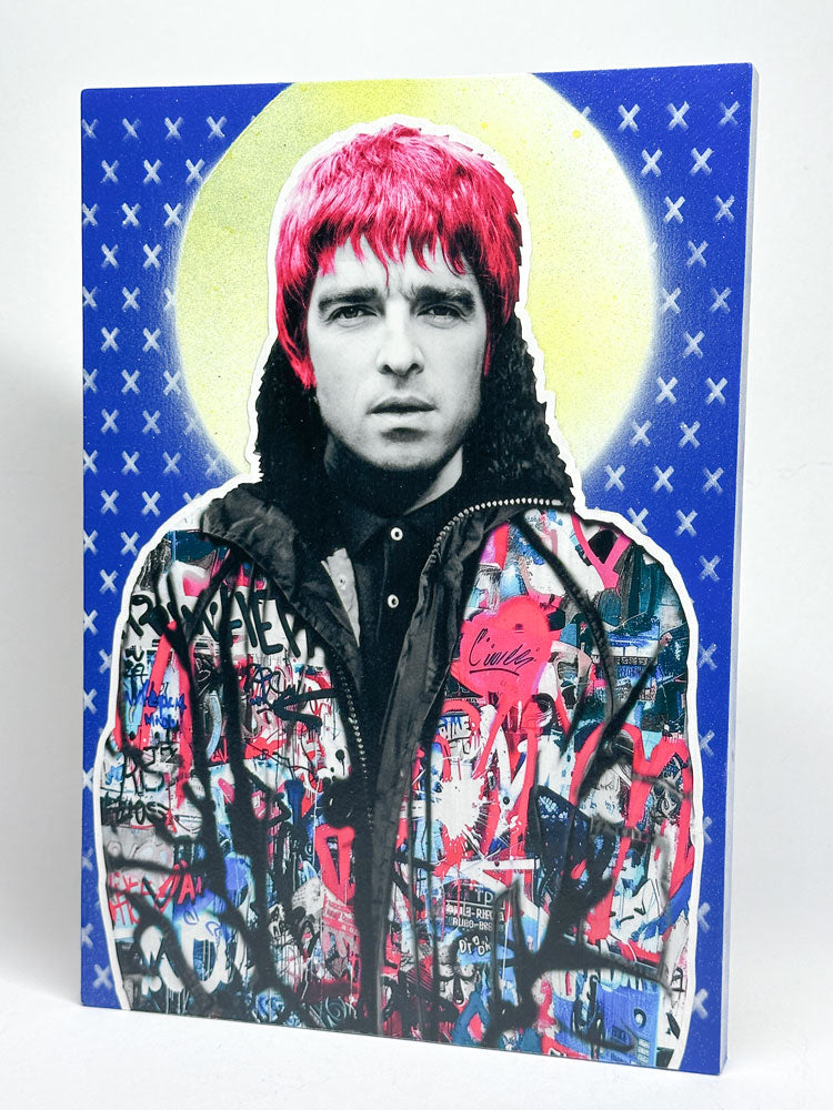 Noel Small Board The Postman