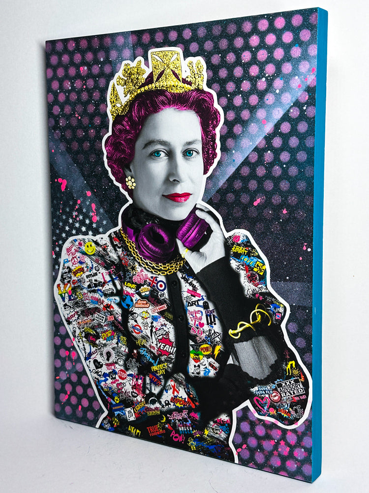 The Queen pop Art by Postman